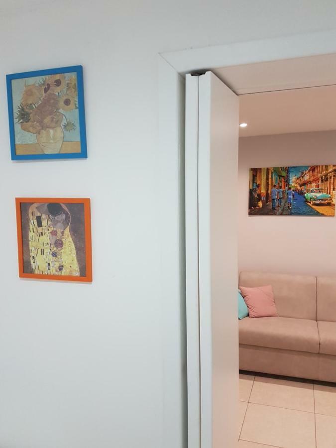 Attico Con Terrazza A Appartement *